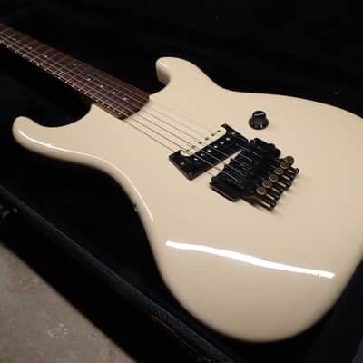 Kramer Baretta 1985 - White image 15