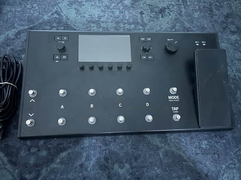 Line 6 Helix LT Black Multi FX Guitar Processor Floor image 1