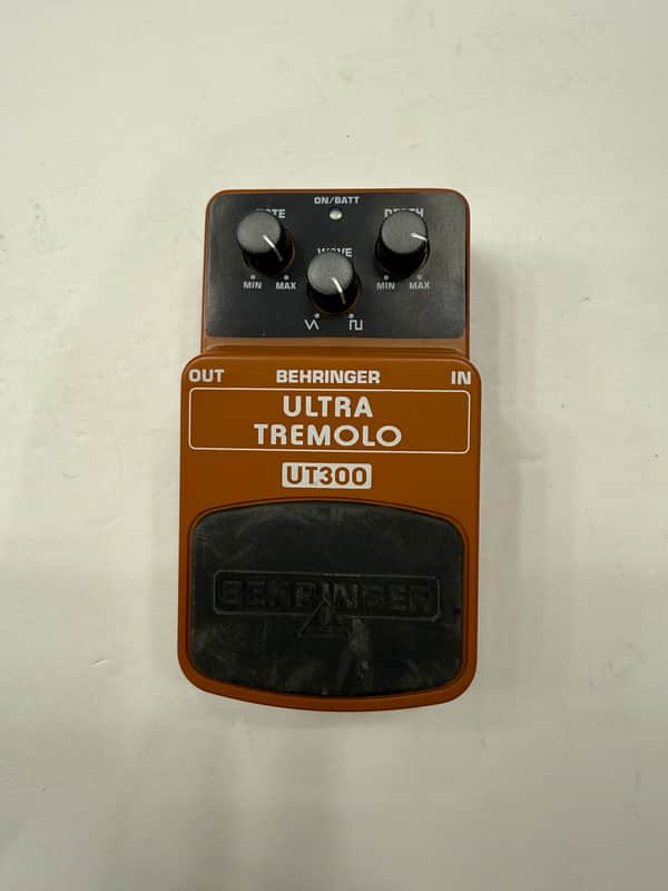 Behringer UT300 Ultra Tremolo Guitar Effect Pedal image 1