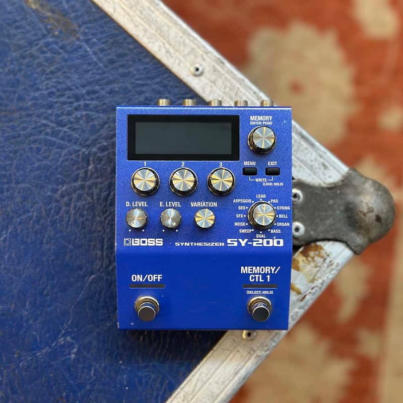 Boss SY-200