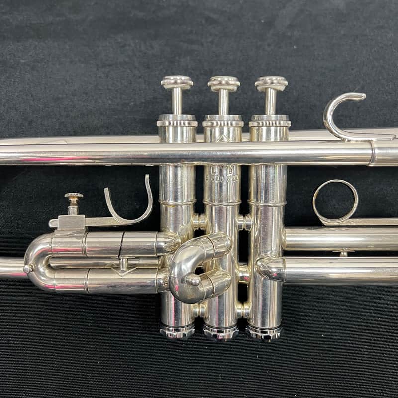 Vintage Getzen Eterna Severinsen Large Bore Silver Bb Trumpet with