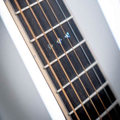 Martin CEO-10 Limited Edition 000-42 Guatemalan Rosewood and European Spruce Ambertone image 8