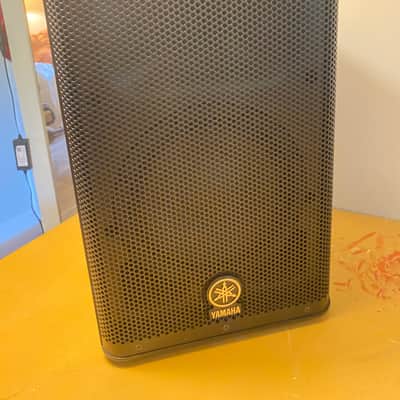 Yamaha DXR8 2-Way 1100-Watt 8" Active Loudspeaker 2010s - Black image 4