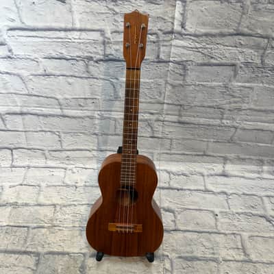 Kamaka Baritone Ukulele HF-4 - Vintage White Label w/ case - AS IS image 9