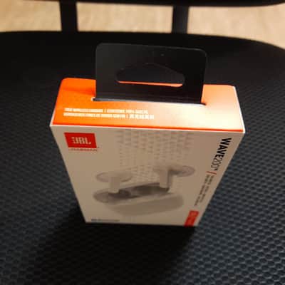 JBL WAVE 200 TWS Bluetooth Headphones image 2