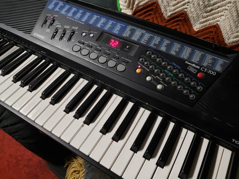 Vintage Casio CT-700 Tone Bank Keyboard Multi-Accompaniment System, Works Superbly! image 1