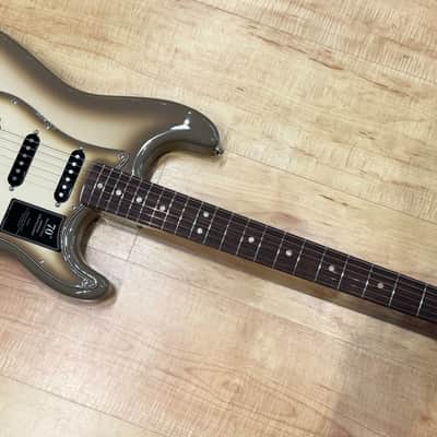 Fender Limited Edition 70th Anniversary Vintera II Antigua Stratocaster Electric Guitar 2024 - Antigua image 6