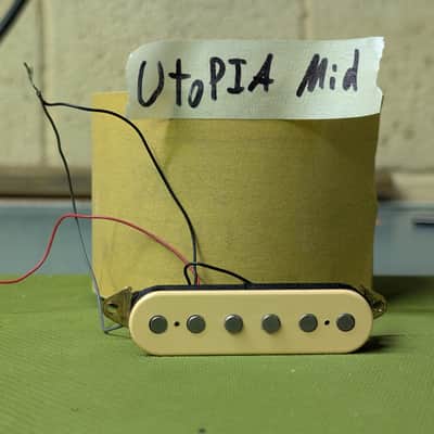 DiMarzio UtoPIA Middle (DP288FSPU/DP288FCR - Cream; F-spaced)) image 1