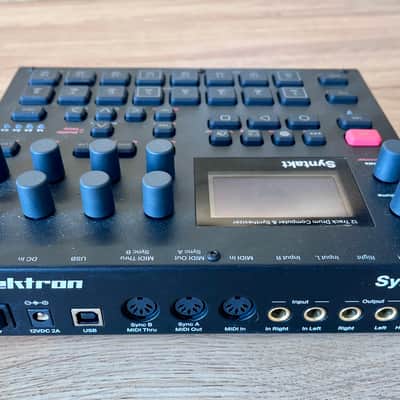 Elektron Syntakt 12 Track Drum Computer & Synthesizer 2022- Present - Black image 3