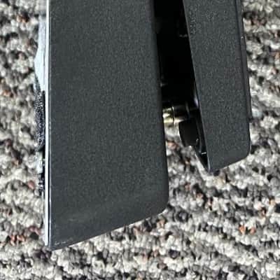 JIM DUNLOP Cry Baby Standard Wah GCB95 Guitar Effects Pedal image 5
