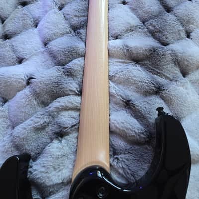 Suhr Pro Modern 2020 - Black burst image 7