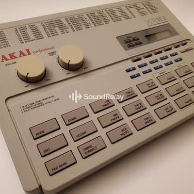 Akai XR10 - Drum Machine - PSU & Manual Included - Tested image 3