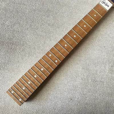 Ibanez Blue Reversed Guitar Short Scale Maple Wood Neck, 24 Frets Rosewood Fingerboard image 2