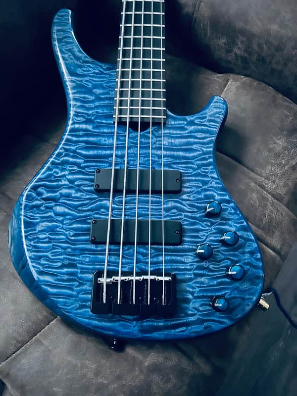 2023 Roscoe SKB3005 Mastergrade Quilted Maple Loaded image 1