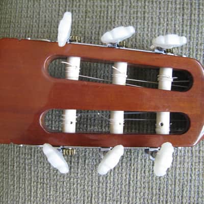 Yamaha G-231 Classical Guitar  Natural with hardshell case image 7