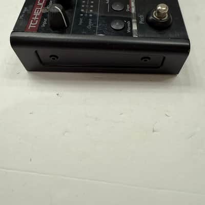 TC Helicon Voicetone Correct Correction Vocal Effect Pedal + Power Supply image 3