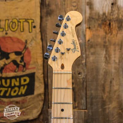 Fender Standard Stratocaster with Maple Fretboard 1983 - Sienna Sunburst image 5