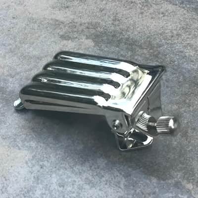 Banjo Tailpiece - Nickel Plated Clamshell Style image 1