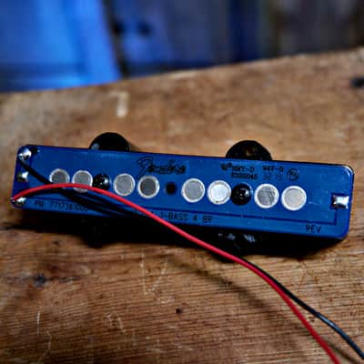 Fender Ultra Noiseless J-Bass Vintage Pickups - 4-String - Bridge & Neck image 5