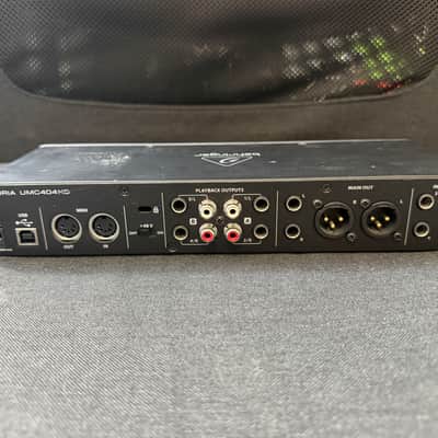 Behringer U-Phoria UMC404HD 4x4 USB Audio Interface 2015 - Present - Standard image 2
