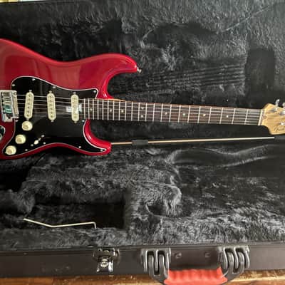 Fender American Deluxe Stratocaster 2005 Crimson Transparent image 14