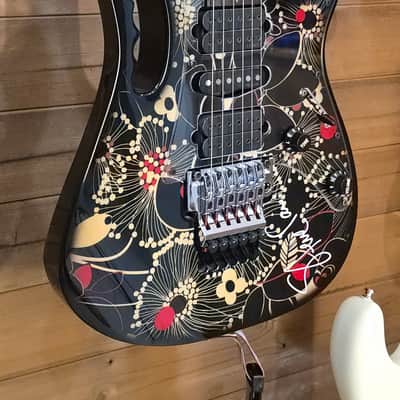 Ibanez JEM77-FP2 (Signed by Stevevaihimself) image 9