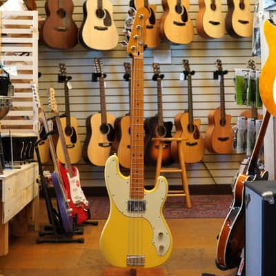 Squier Classic Vibe Telecaster Bass Vintage White image 4