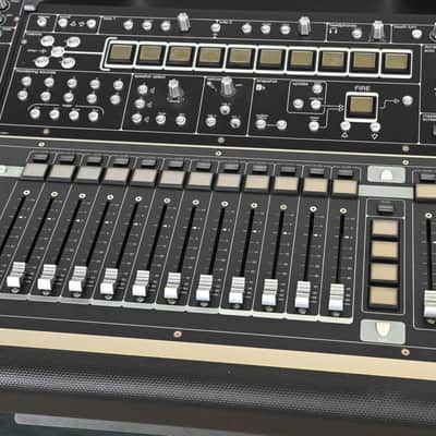 DiGiCo SD5 Digital Mixing Console w/ Waves Card, ST Optical & Road Case CG01GJB *ASK FOR SHIPPING* image 7