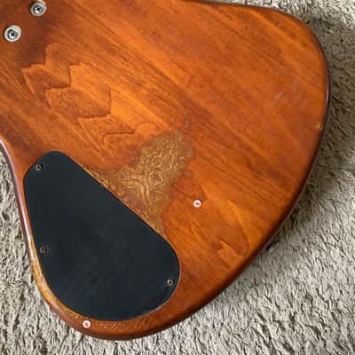 Washburn 4 String Electric Bass, Solid Alder Wood Body, Maple Neck, Rosewood 24 Frets Fingerboard image 14