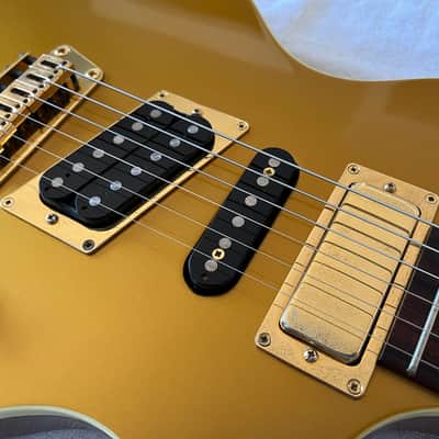 Gibson Nighthawk SP-3 Limited Edition Goldtop - 1999 image 4