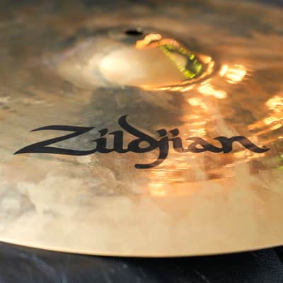 Zildjian 16" A Custom Crash Cymbal image 3