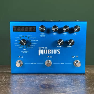 Strymon Mobius 2012 - Present - Blue image 2