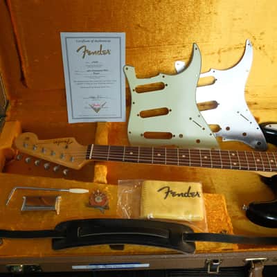 Used Fender Custom Shop '60 Reissue Stratocaster - 3-Tone Sunburst w/OHSC image 11