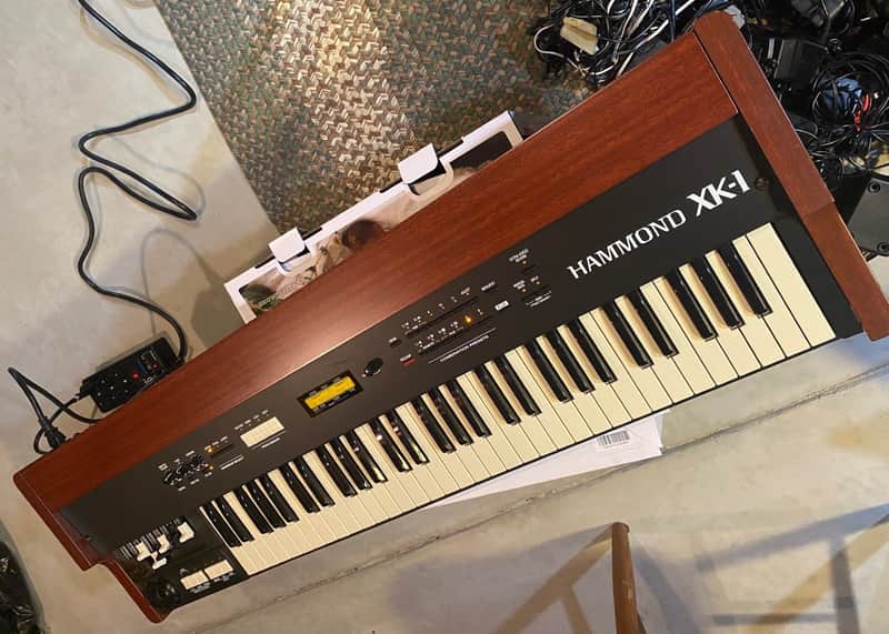 HAMMOND XK-1 DIGITAL B-3 STYLE ORGAN image 1