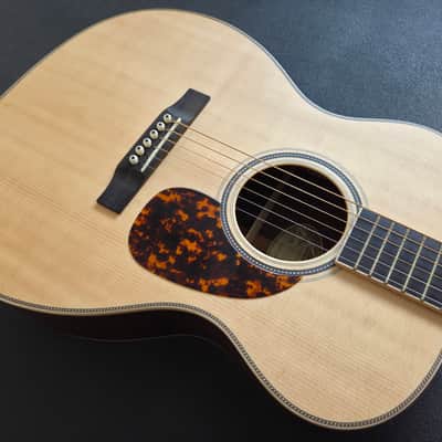 2016 Larrivee OM-40 Rosewood Legacy Series w/OHSC image 9