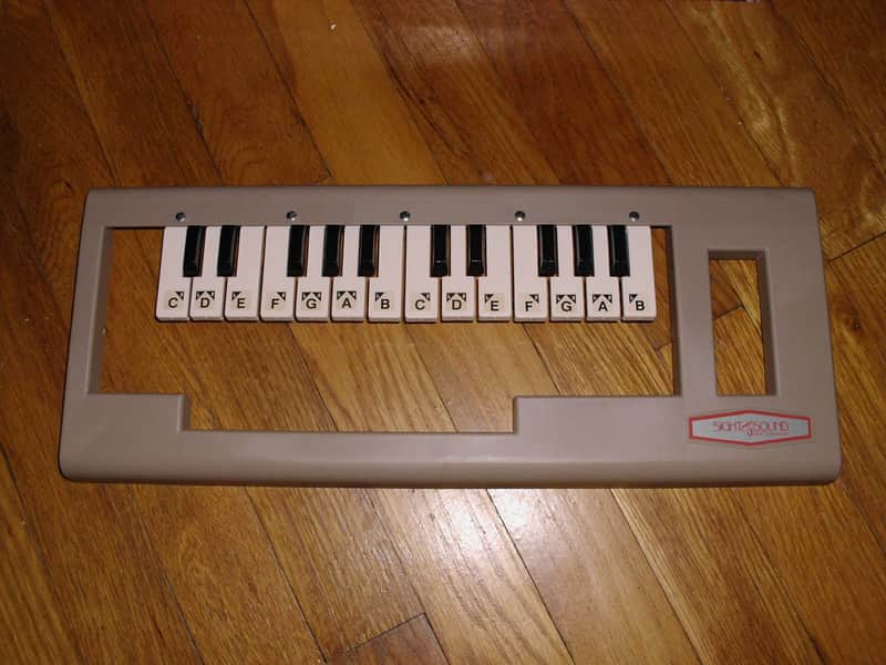 Sight & Sound Commodore 64 Keyboard Overlay image 1