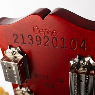 Gibson Les Paul Tribute Satin, Satin Cherry Sunburst | Demo image 9