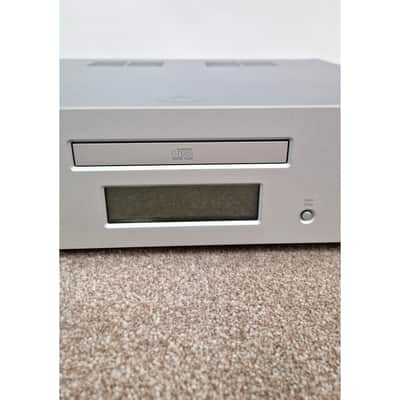 Cambridge Audio Azur 840C - CD Players - Excellent w/ remote image 3