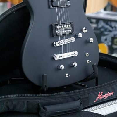 MANSON Meta Series MBM-2 Sustainer and Fuzz Meta Black image 9