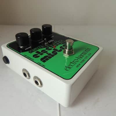 Electro Harmonix Deluxe Electric Mistress Flanger Effects Pedal Free USA Ship image 2