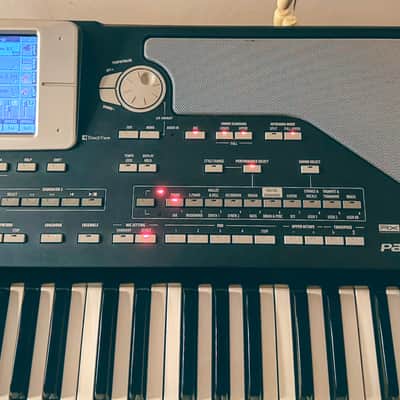 Korg Pa600 61-Key Arranger Workstation 2010s - Black image 3