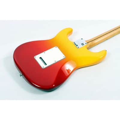 Fender Player Plus Stratocaster Maple Fingerboard Electric Guitar Regular Tequila Sunrise image 4