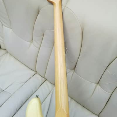 Fresher Jazz bass Lefty made in Japan/w HSC image 5