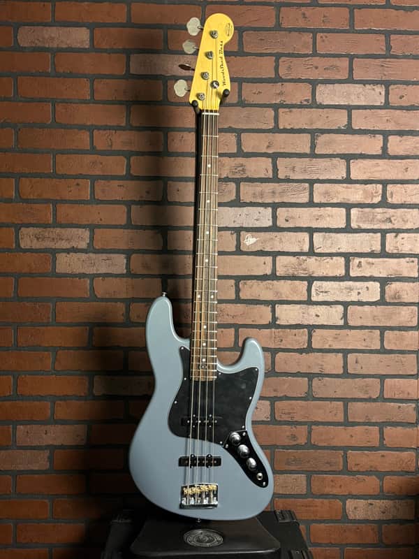 Woodcraft Electric Guitars WoodShed Signature Series Jazz Bass 4 21 frets Nardo Grey image 1