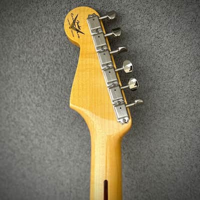 Fender Custom Shop 70th Anniversary 1954 Stratocaster DLX Closet Classic, Maple – Wide-Fade 2-Color Sunburst image 10
