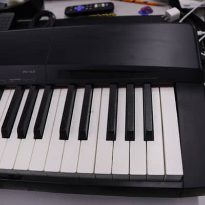 Casio PX-160 Privia 88-Key Digital Piano 2010s - White image 10