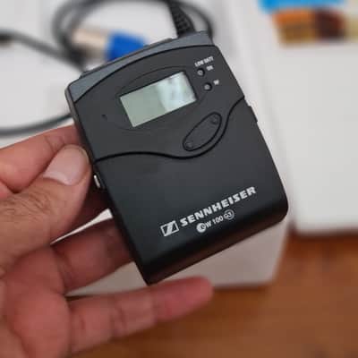 Sennheiser  Sennheiser SK 100 G3 + EK 100 G3 | 734–776 MHz | Camera Wireless Set | Box & Accessories image 17