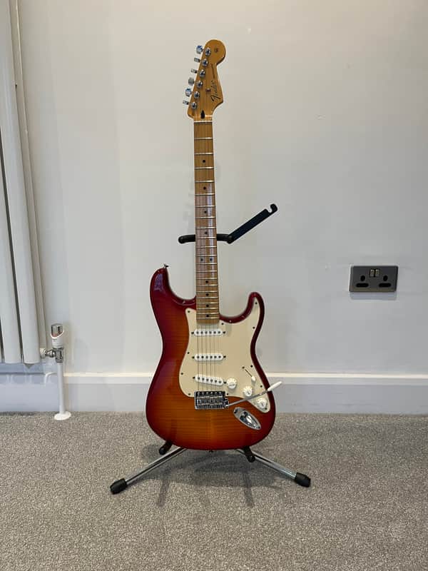 Fender Stratocaster Plus Top 2016