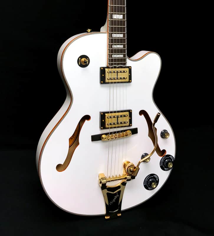 Epiphone Emperor Swingster ほぼホワイトファルコン！ Epiphone Emperor Swingster Hollowbody Electric Guitar - White