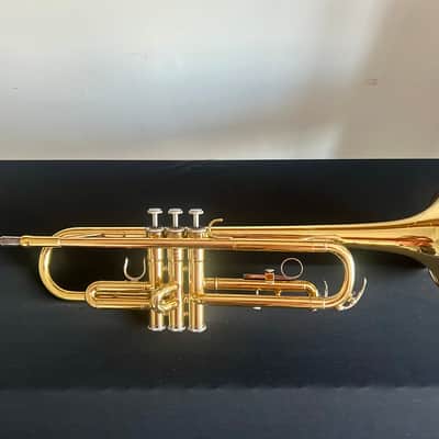 Yamaha YTR-2330 Standard Trumpet 2010s - Lacquered Brass image 1